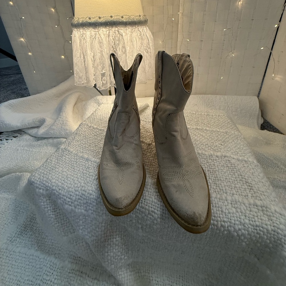 Volatile Cream Ankle Booties